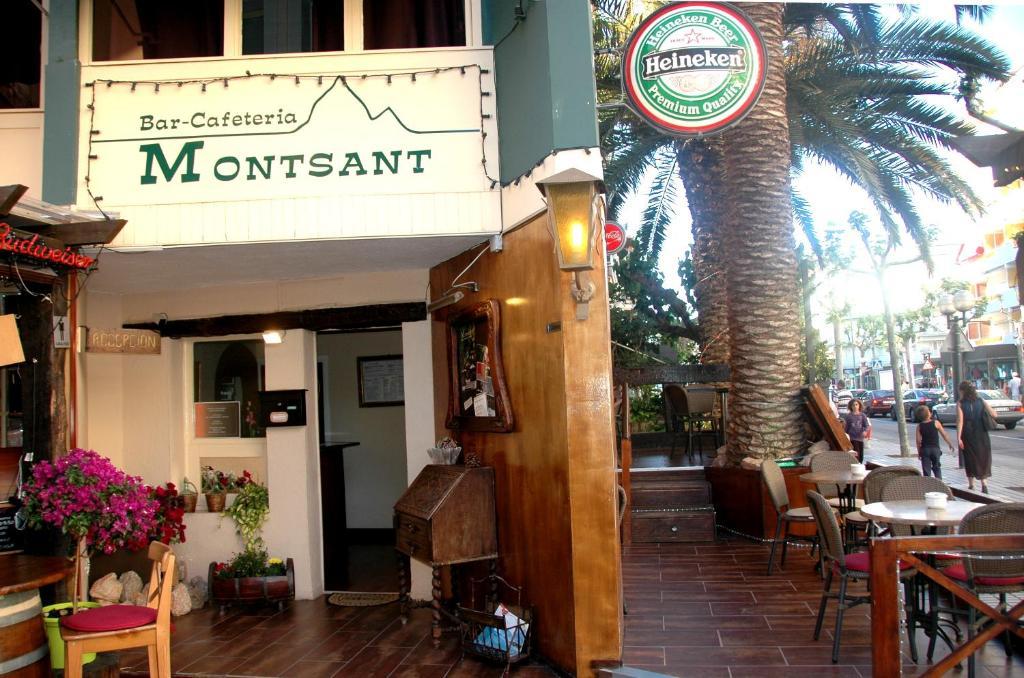 Hostal Montsant Salou Zewnętrze zdjęcie