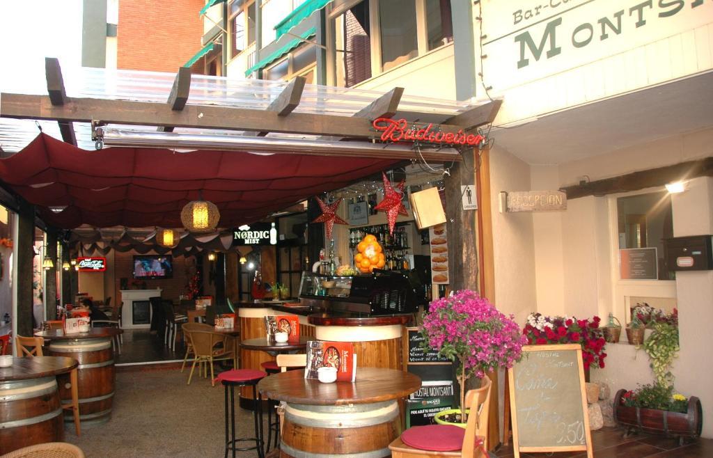 Hostal Montsant Salou Zewnętrze zdjęcie