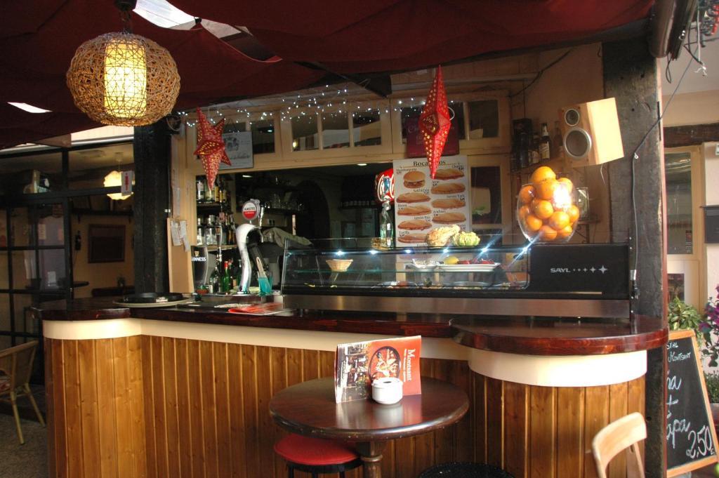 Hostal Montsant Salou Zewnętrze zdjęcie