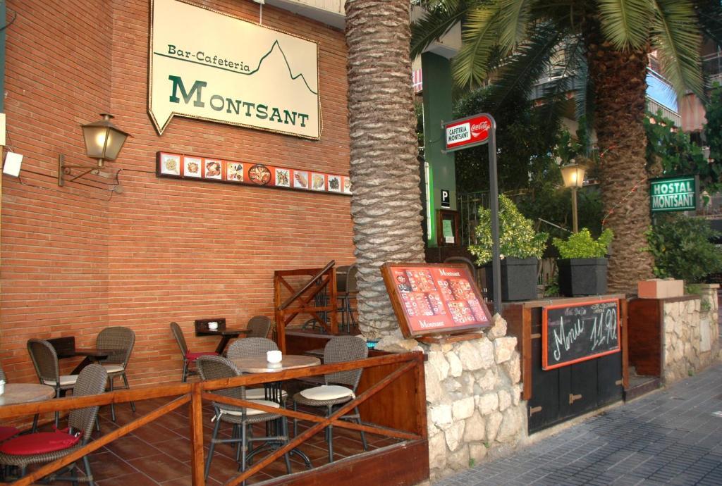 Hostal Montsant Salou Zewnętrze zdjęcie