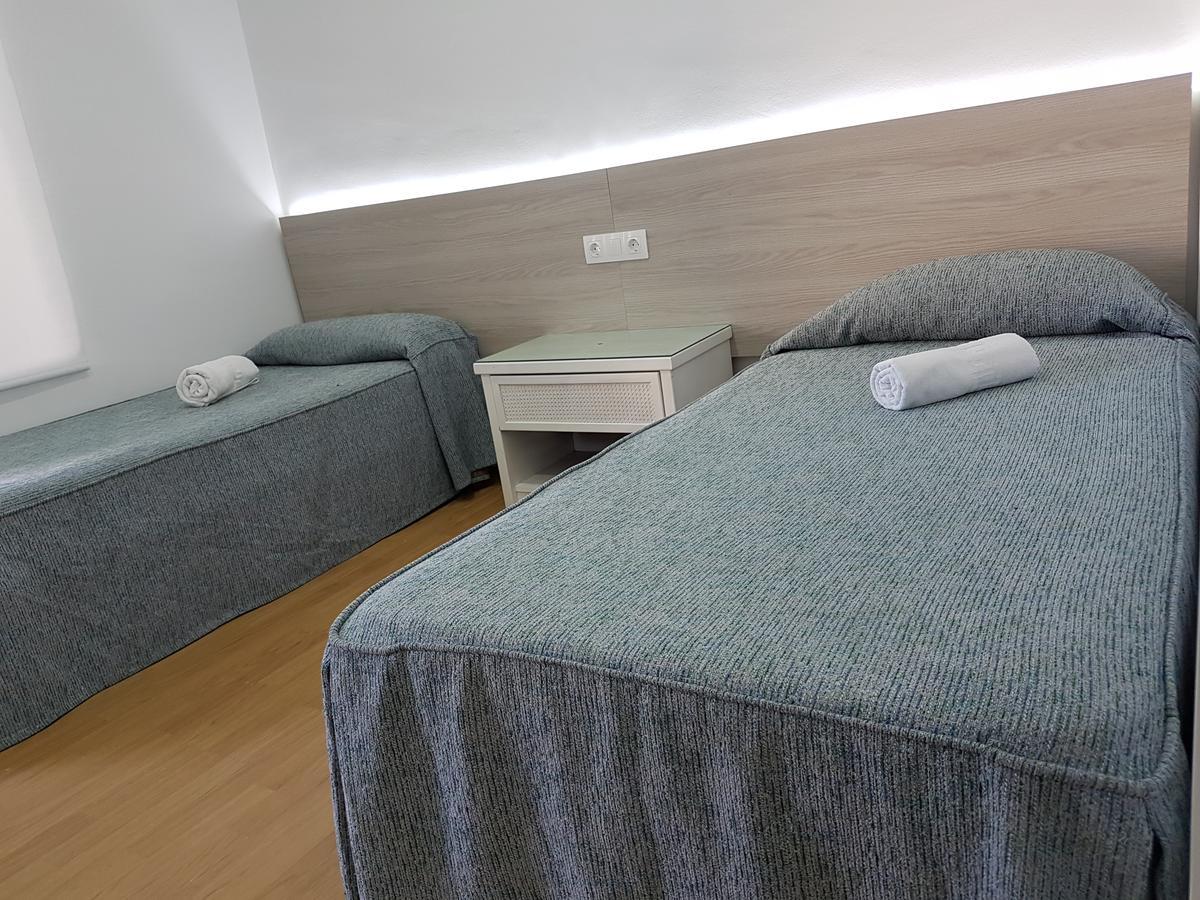 Hostal Montsant Salou Zewnętrze zdjęcie