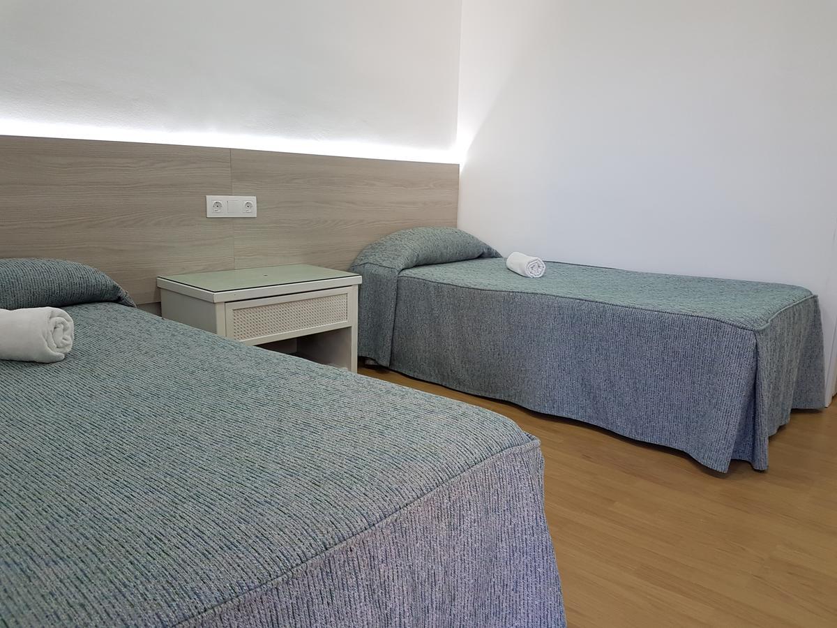 Hostal Montsant Salou Zewnętrze zdjęcie